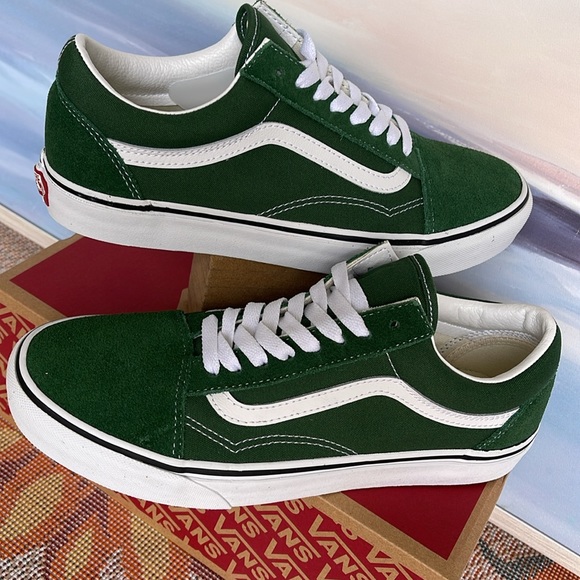 Vans WMNS Old Skool
Color Theory Greener Past
VN0005UF6QU
Sneakers - Picture 12 of 16